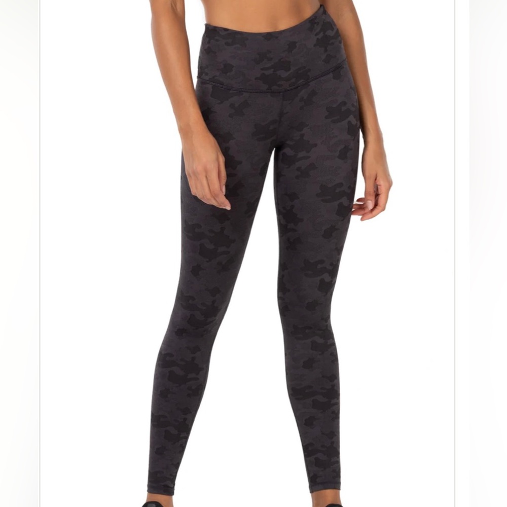 🌟NWT🌟 KYODAN SOFT CAMO JACQUARD ULTRA HIGH-WAIST LEGGINGS